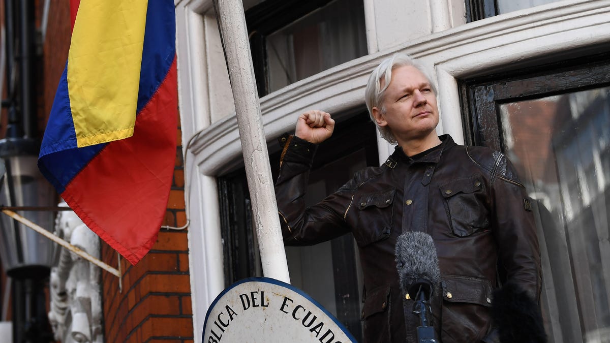 BRITAIN-SWEDEN-ECUADOR-ASSANGE-ASSAULT-POLICE
