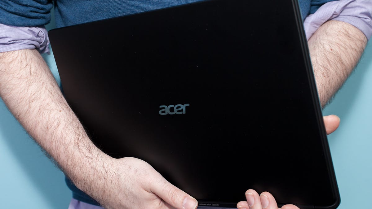 Acer_Aspire_Timeline_Ultra_M3-581TG_35169644_05_1.jpg