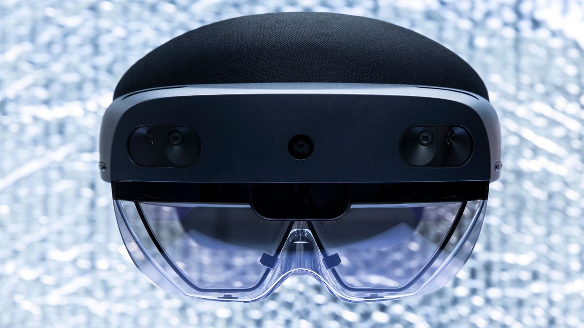 microsoft-msft-hololens-2-1438