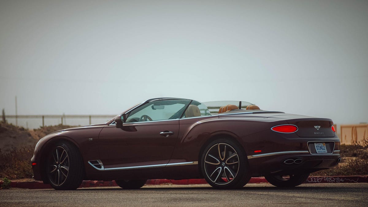 2021-bentley-continentalgt-v8-convertible-1