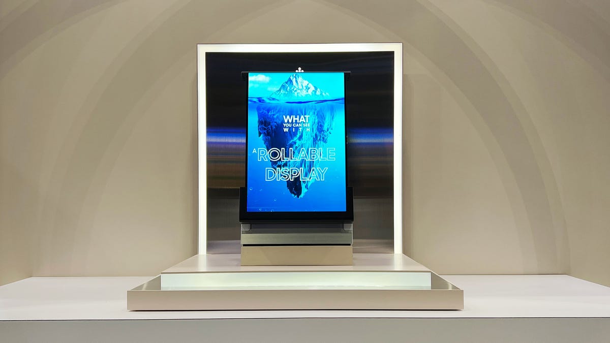 Samsung concept rollable screen for laptops and tablets