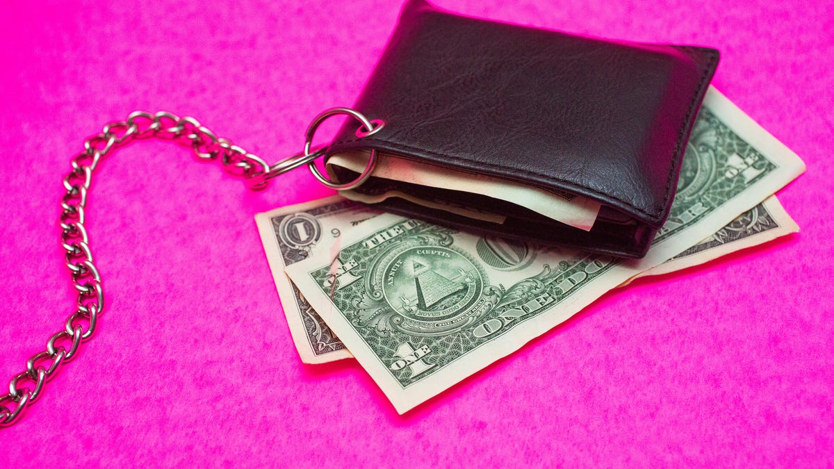 014-cash-stimulus-empty-wallet-economic-crisis-dollar-bill-currency-2020