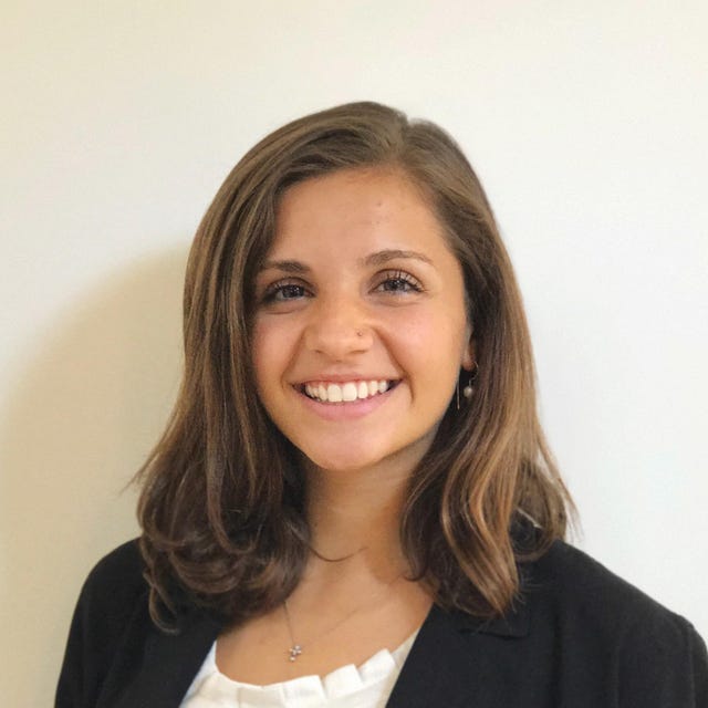 Headshot of Perla Shaheen