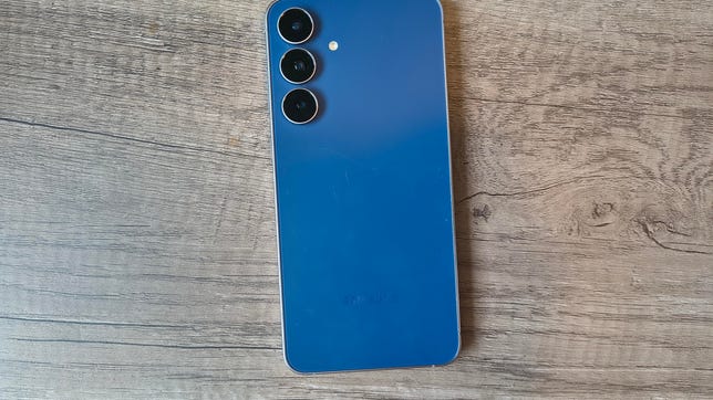 Galaxy S25 FE on table