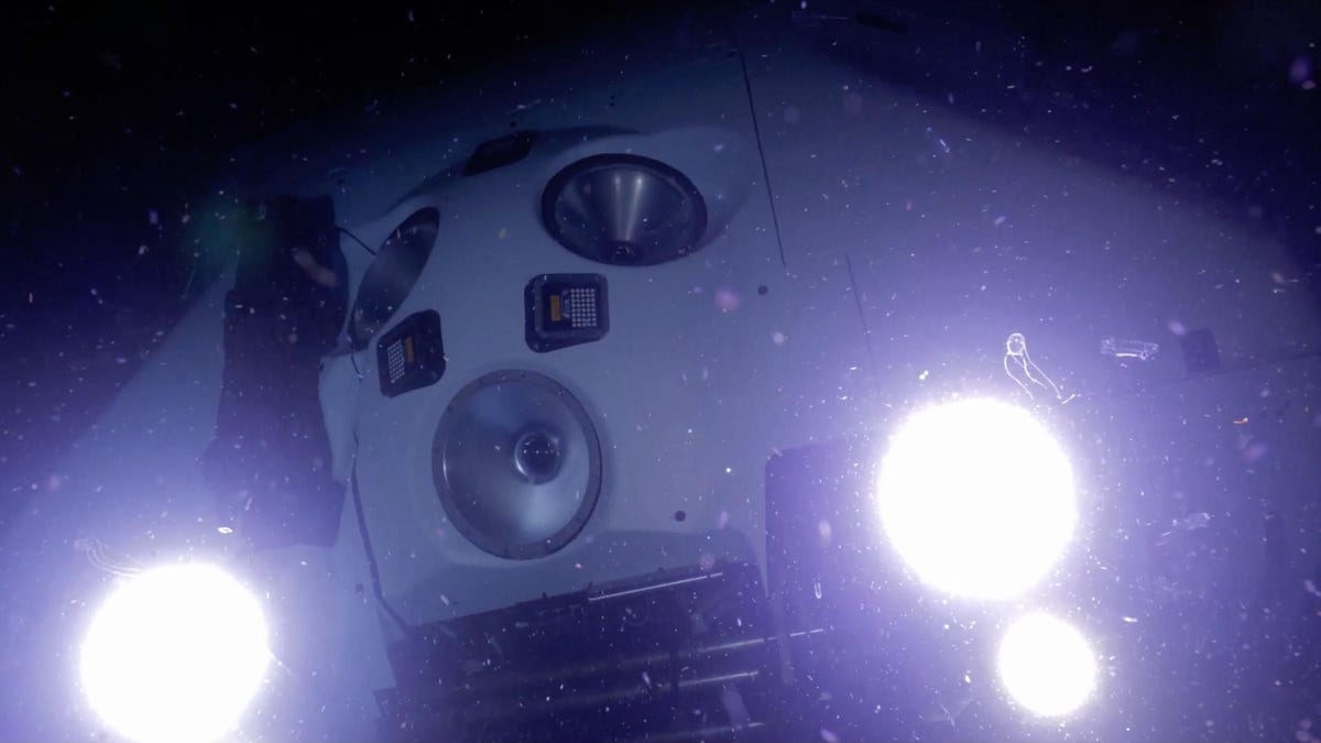 20-underwater-limiting-factor-mariana-trench-c-atlantic-productions-for-discovery-channel