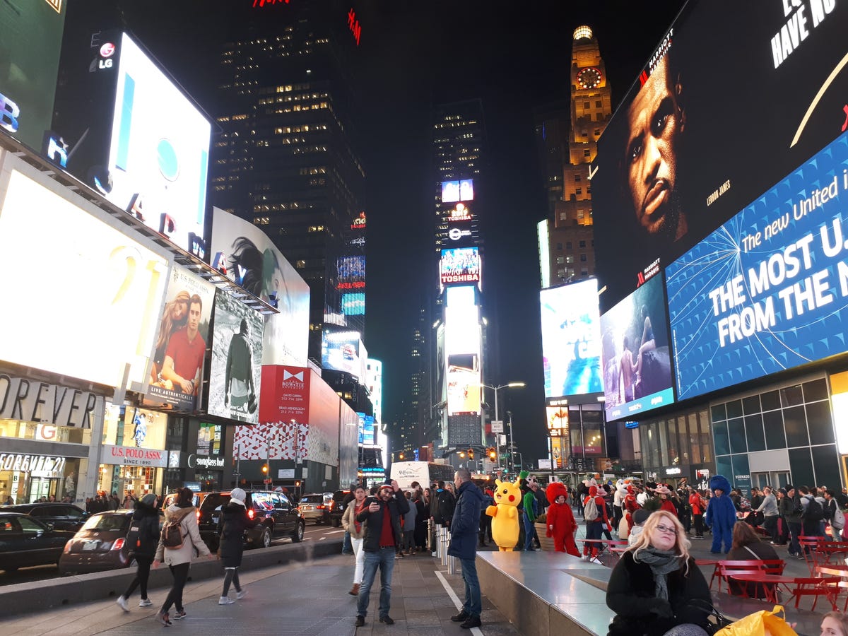 samsungga7testshottimesquare.jpg