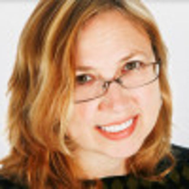 Headshot of Elinor Mills