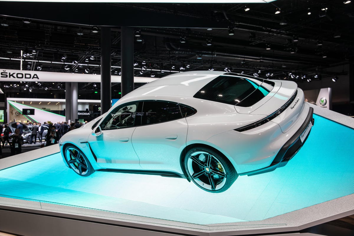 porsche-taycan-turbo-s