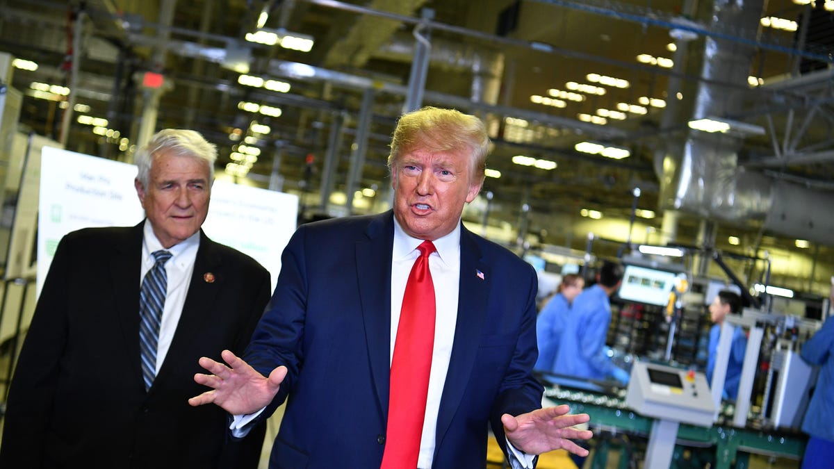 trump-mac-pro-gettyimages-1183652410