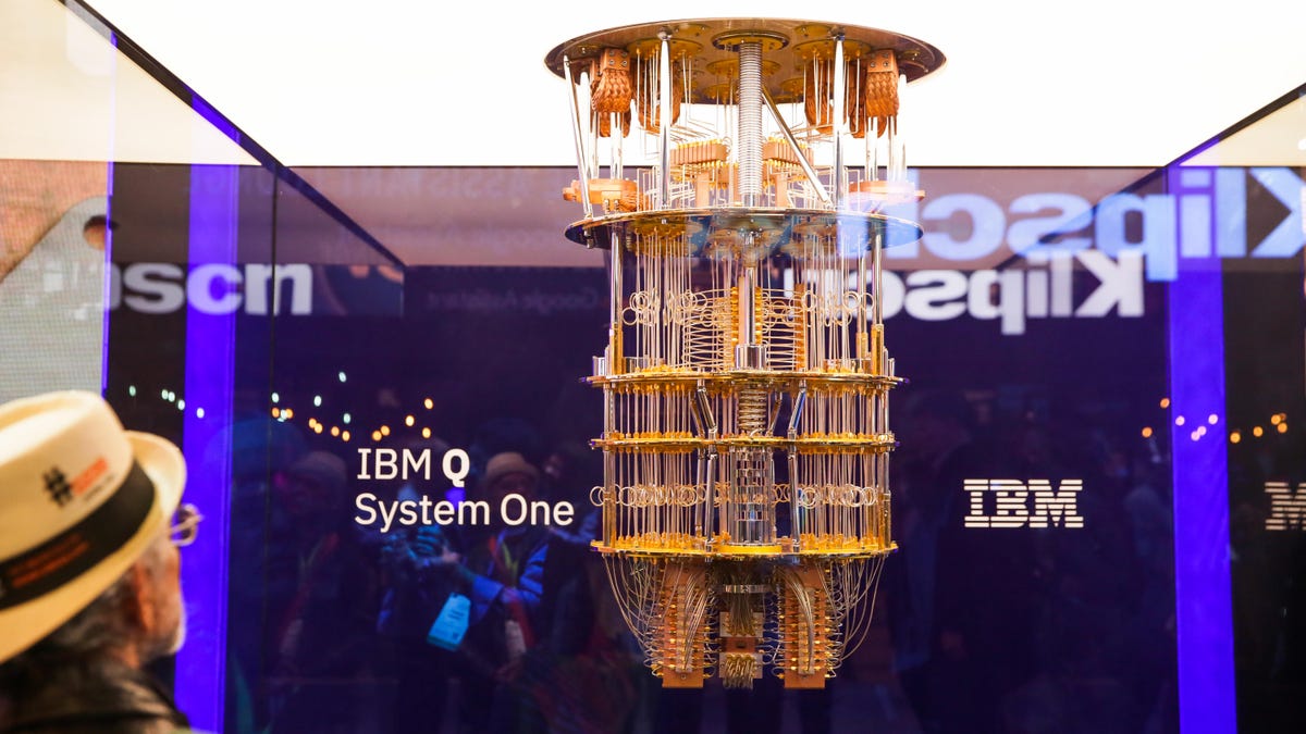 014-ibm-q-system-one-quantum-computer