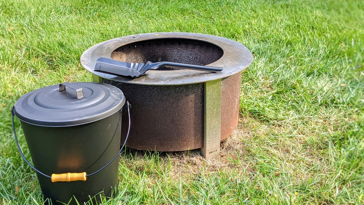 How to clean your fire pit