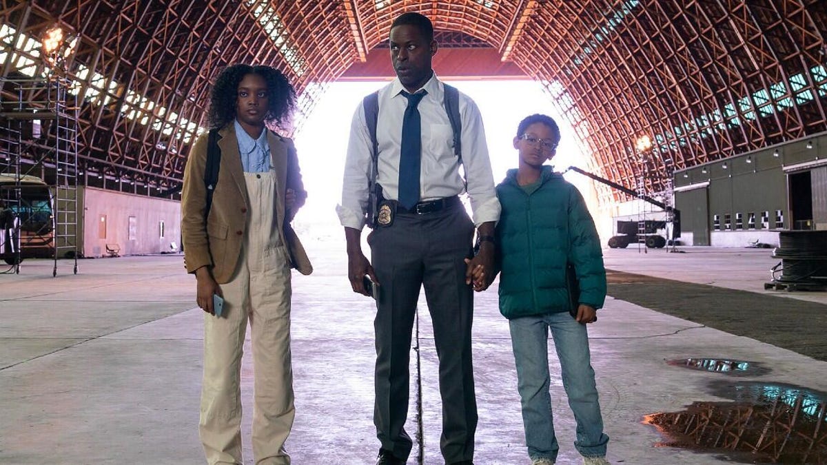 paradise-season-1-sterling-k-brown-aliyah-mastin-percy-daggs-hulu