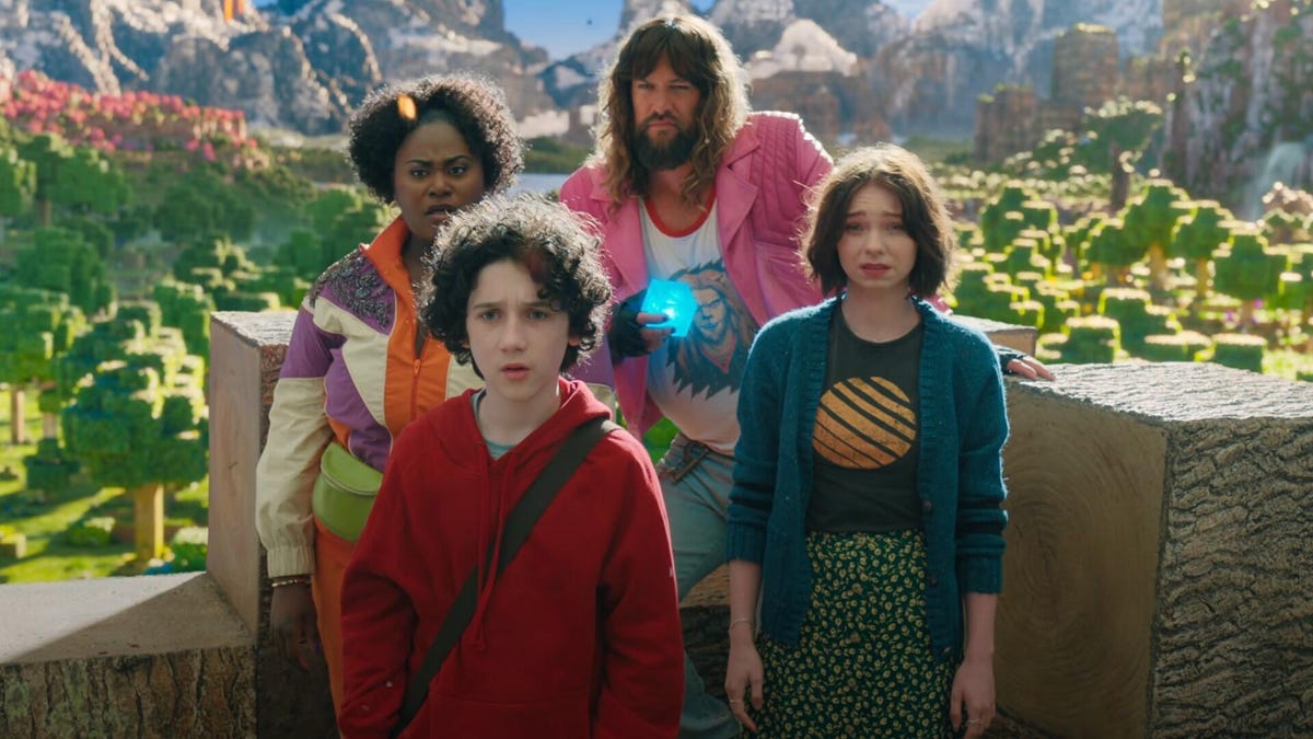 a-minecraft-movie-jason-momoa-danielle-brooks-emma-myers-sebastian-eugene-hanson