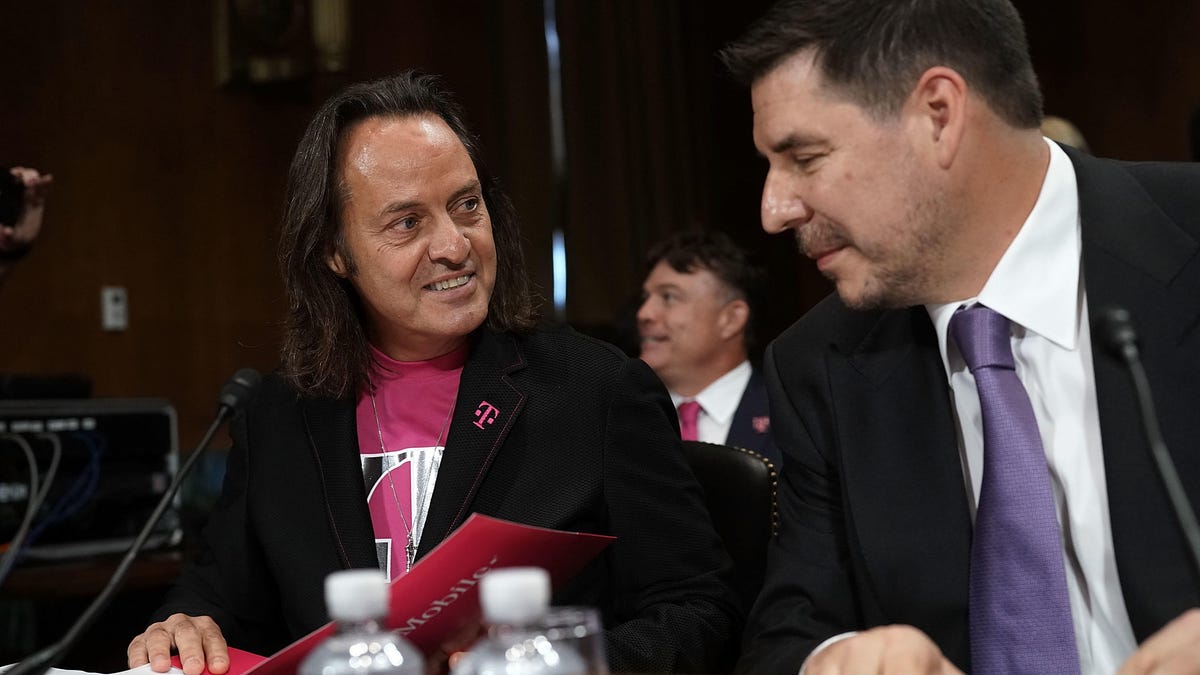 Senate Judiciary Committee Hears From CEO's Of Sprint And T-Mobile On Their Merger