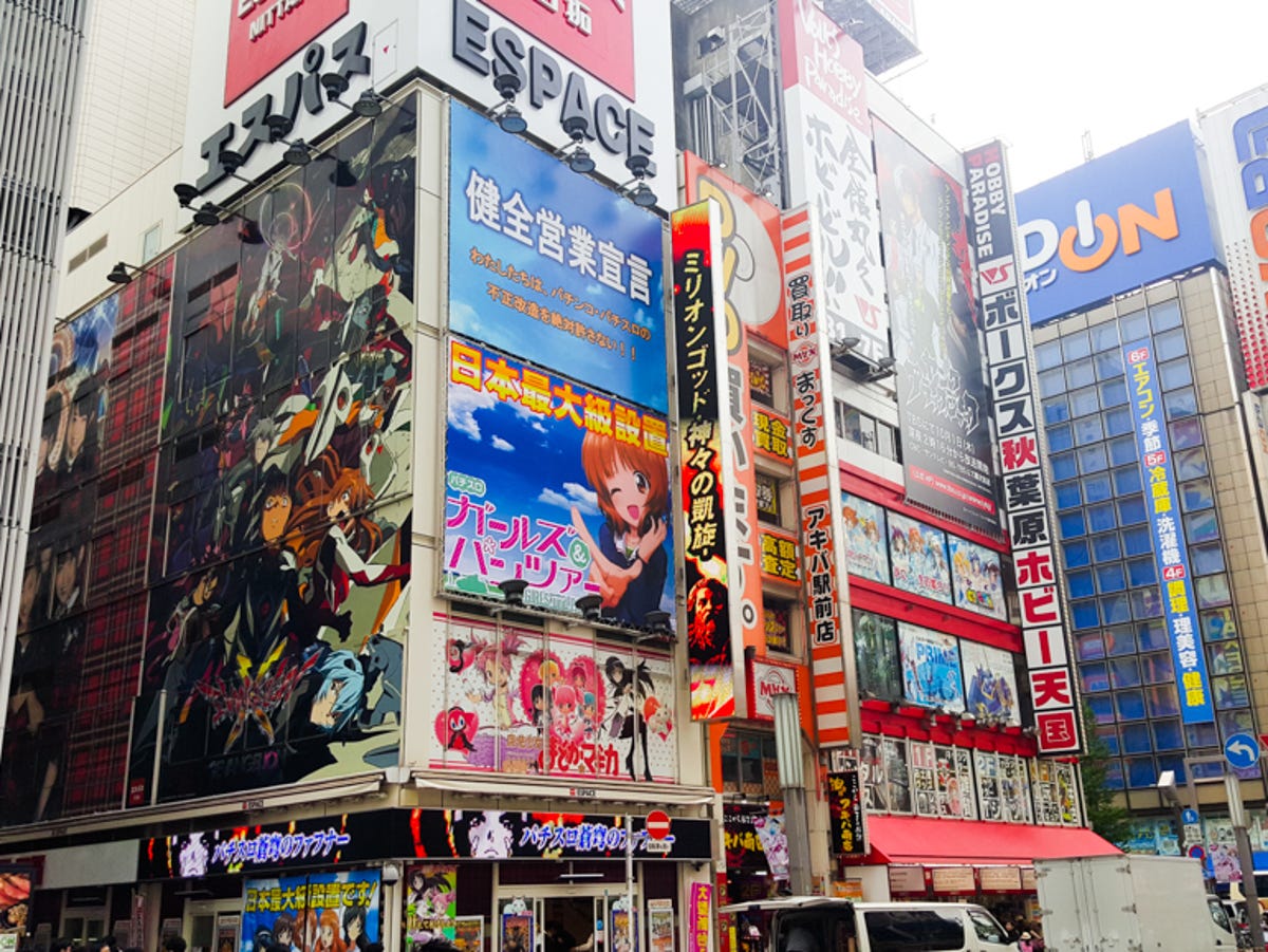 akihabara-and-yodabashi-00.jpg