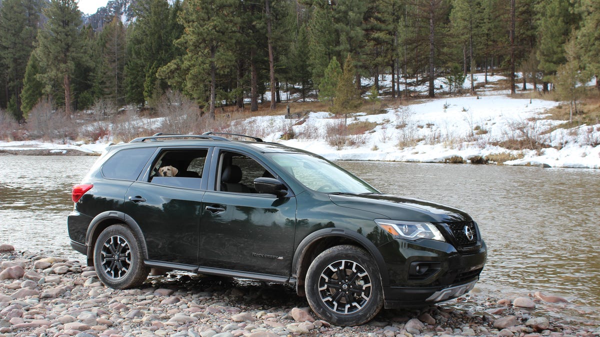 2019-nissan-pathfinder-rock-creek-33
