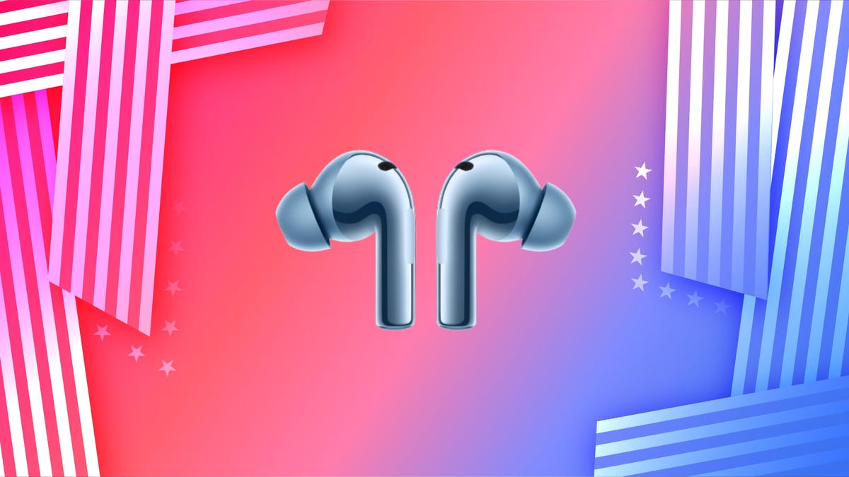 OnePlus Buds 3 earbuds