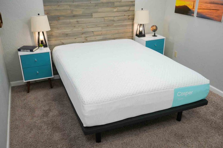 casper-snow-hybrid-mattress-jg-6.jpg