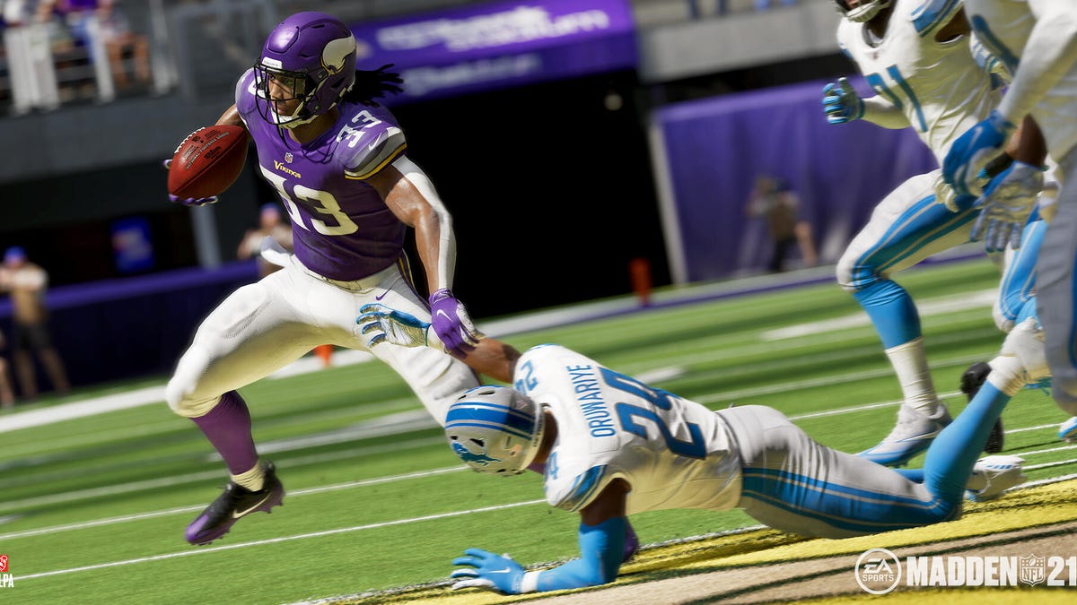 m21-firstlook-dalvin-brktkl-final-01-apr30-ps06-wm