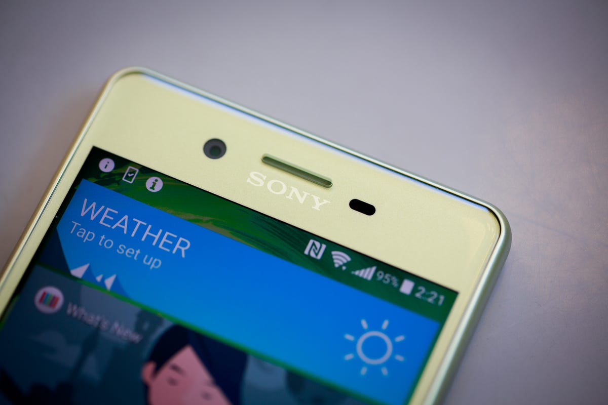 sony-xperia-x-performance-7829-011.jpg
