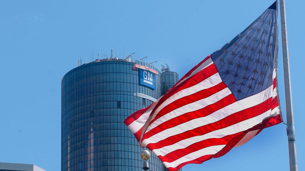 GM renaissance center HQ