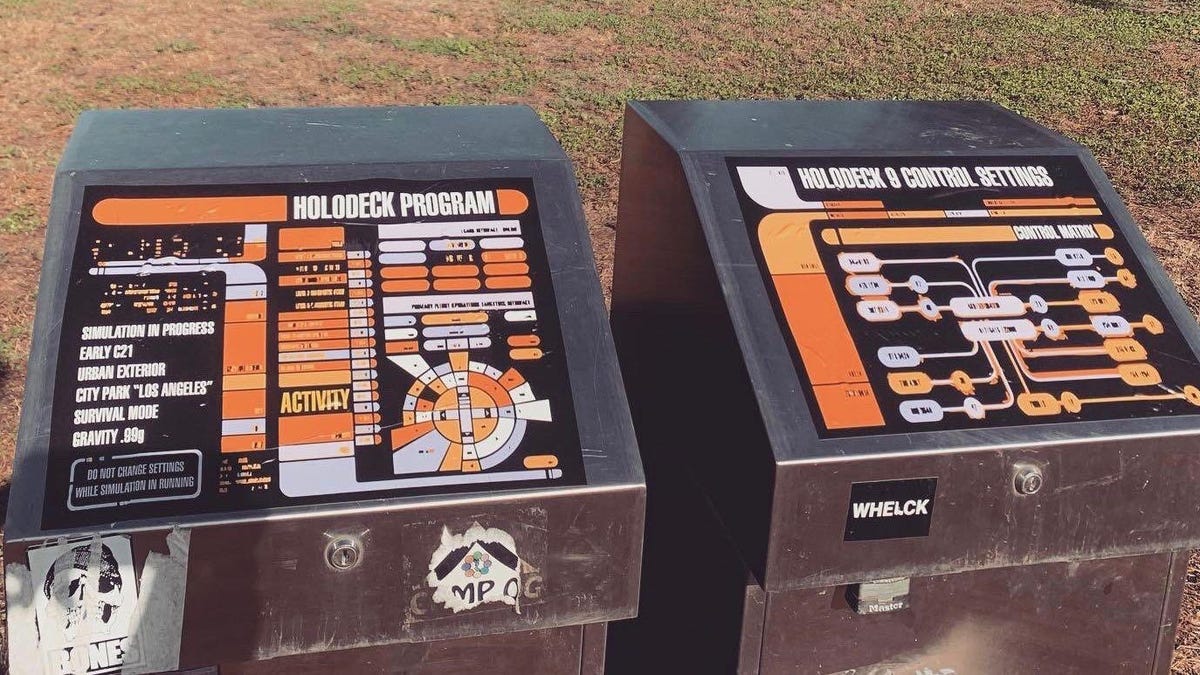 holodeck2main