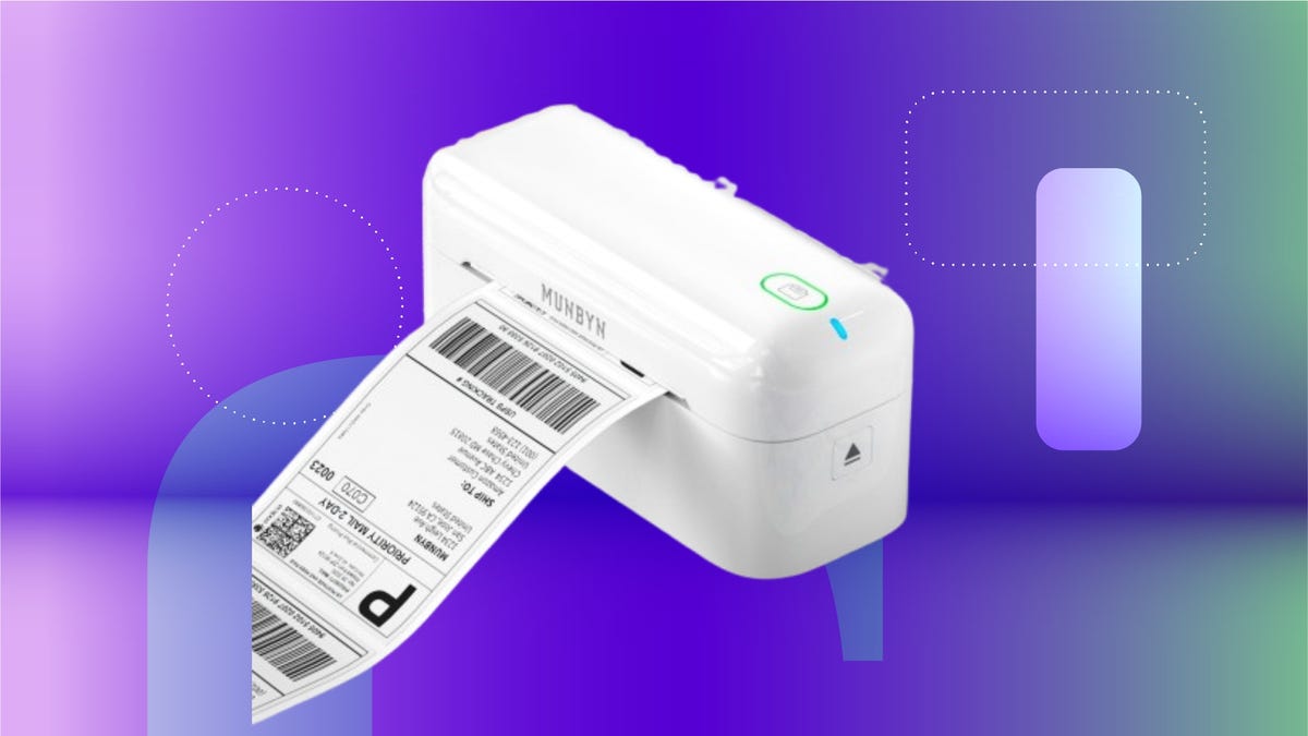 A white printer for packaging labels is displayed against a gradient purple background