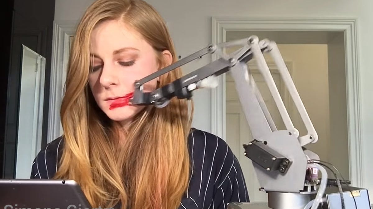 Lipstick robot