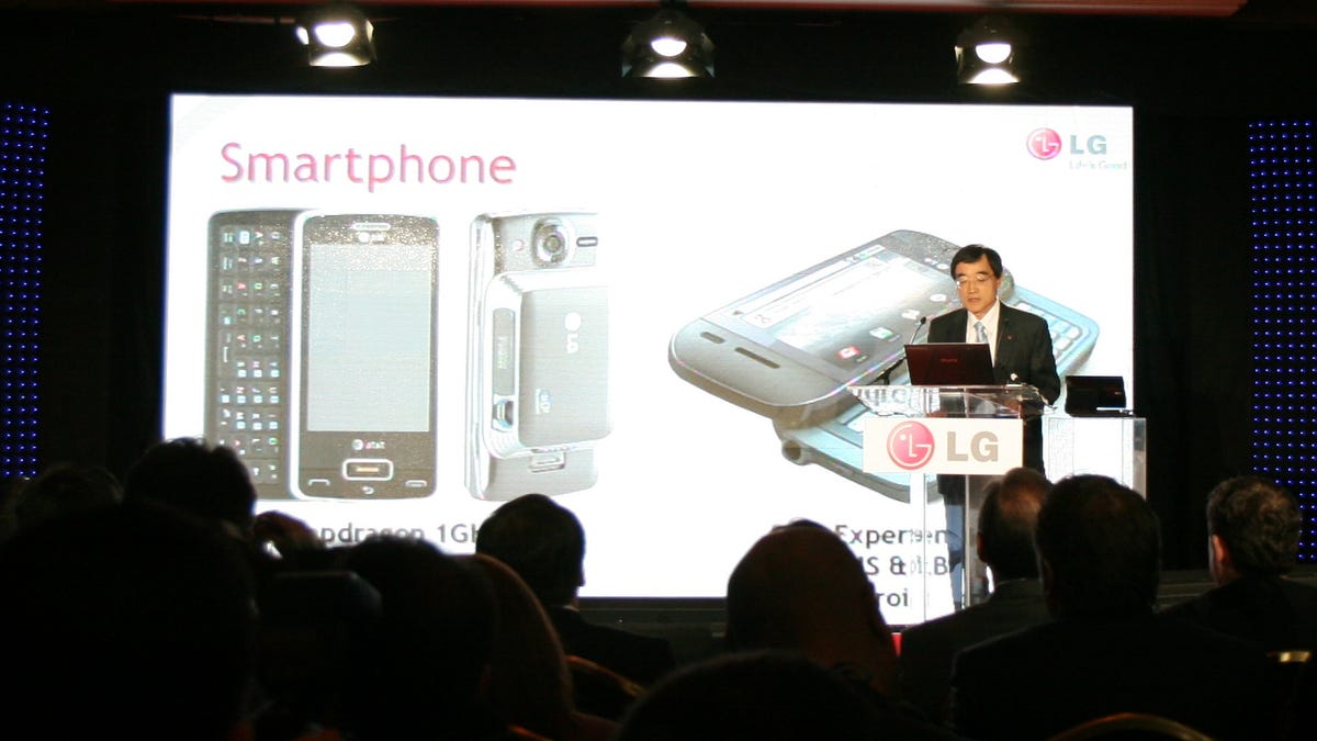 LG's Woo Paik on smartphones