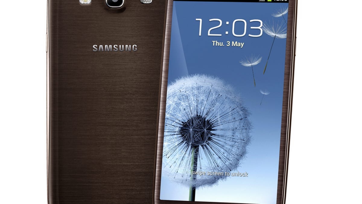 Samsung Galaxy S3 in amber brown