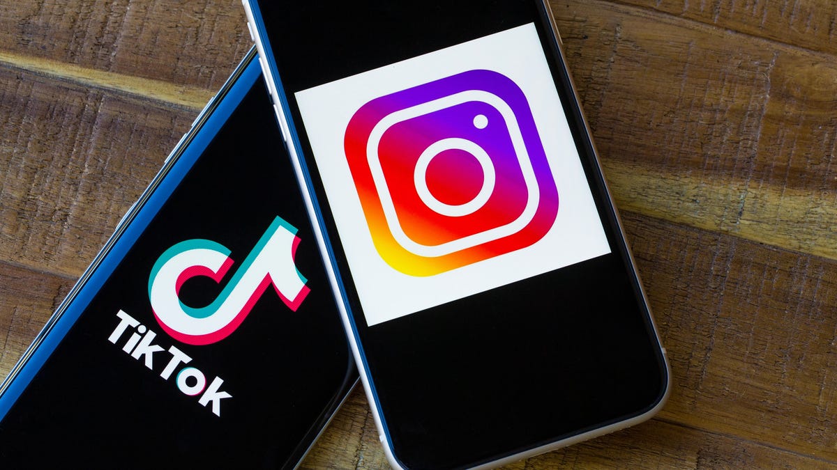 instagram-tiktok-logo-phone-5451
