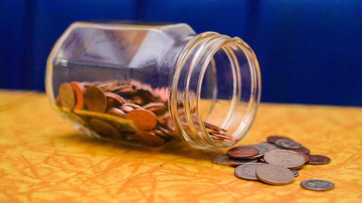 cash funds running out of money change dollars wallet empty