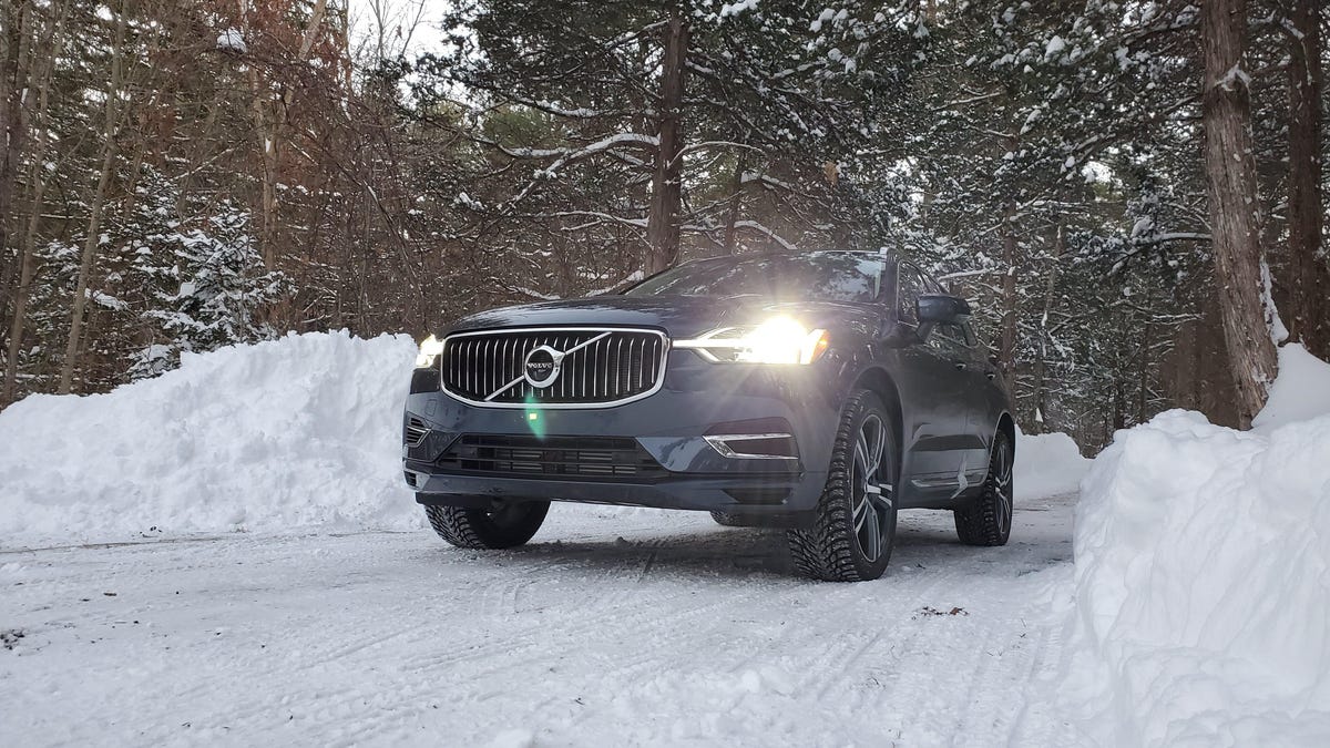 2020-volvo-xc60-t8-lt