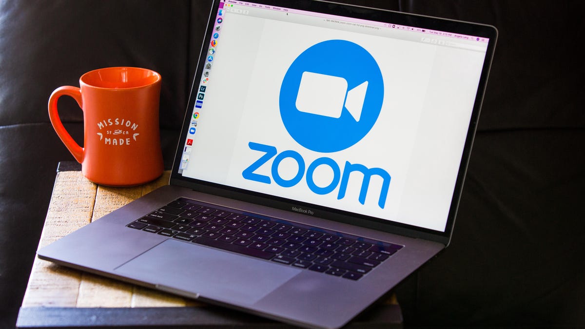 zoom-logo-laptop-9780