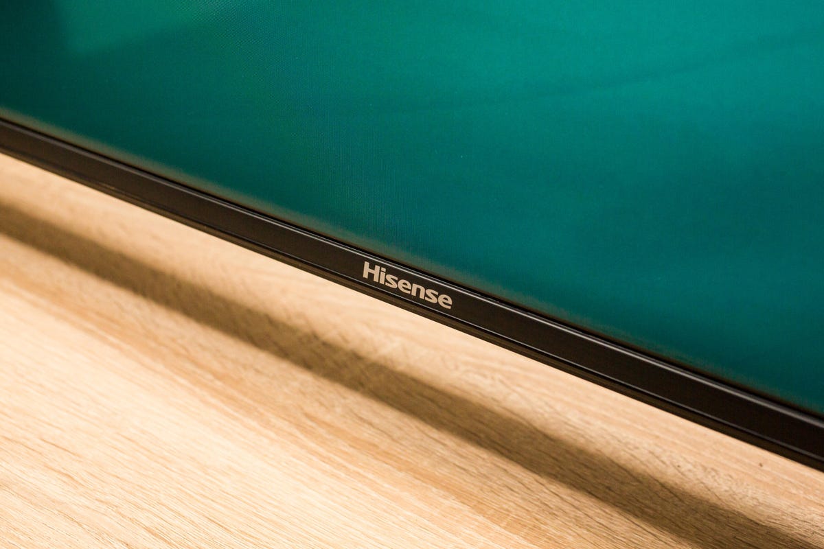 Hisense R8 series