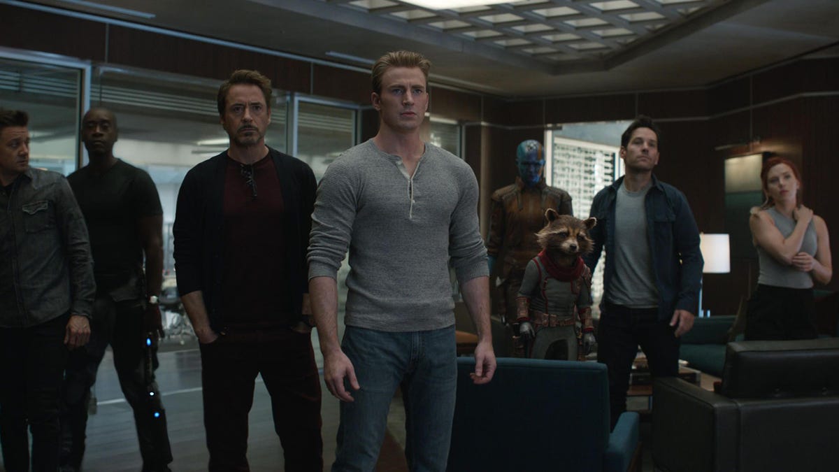 avengers-endgame-crew-promo