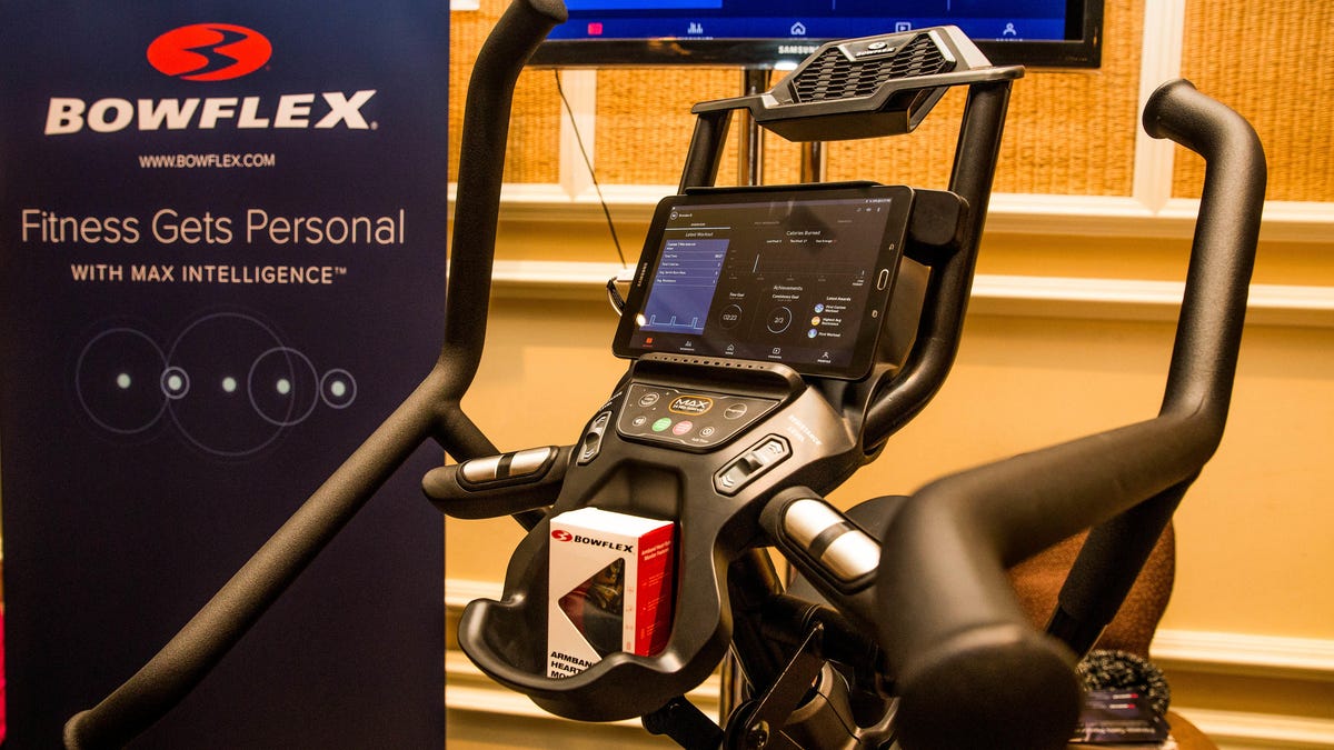 bowflex-intelligent-max-1