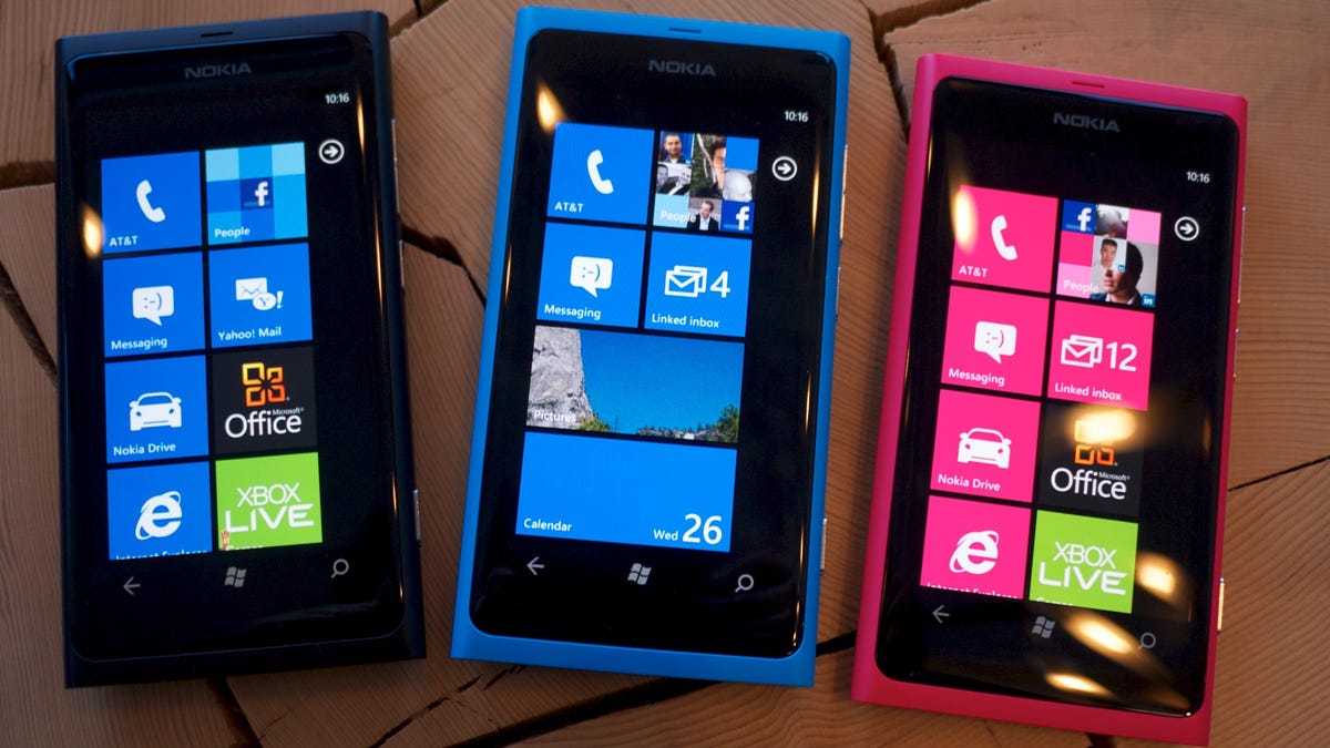 Nokia Lumia 800 trio