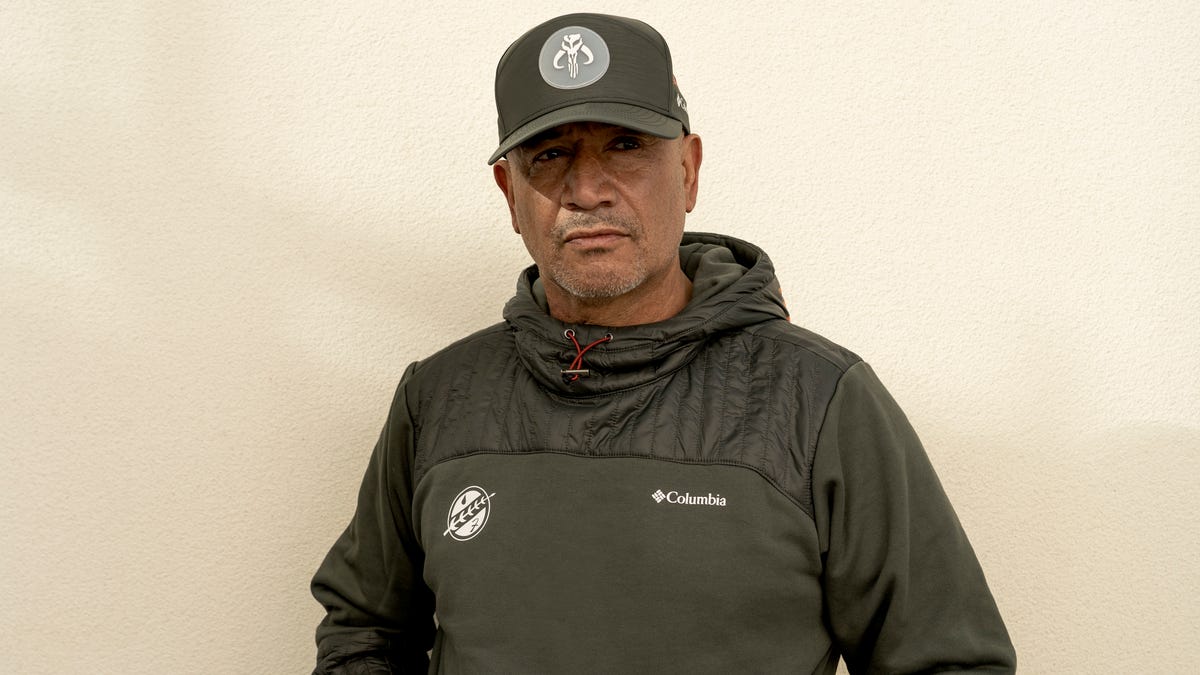 temuera-morrison-boba-fett-hoodie-ball-cap