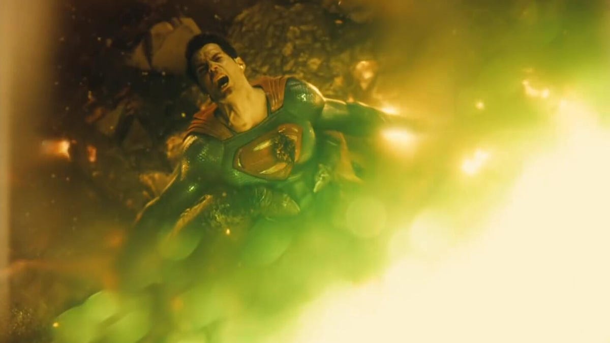 zack-snyders-justice-league-official-trailer-hbo-max-moment2