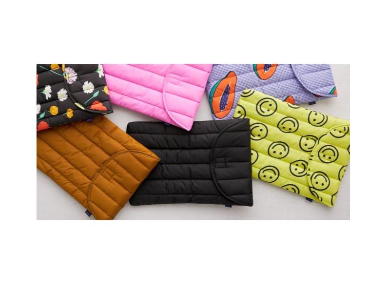 baggulaptopsleeves-uo-1.png