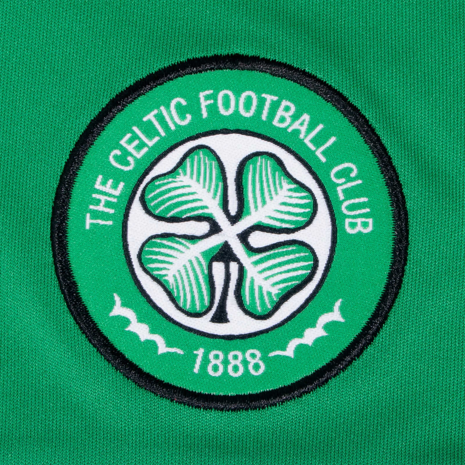 Celtic kids T-shirt in green with club crest to chest