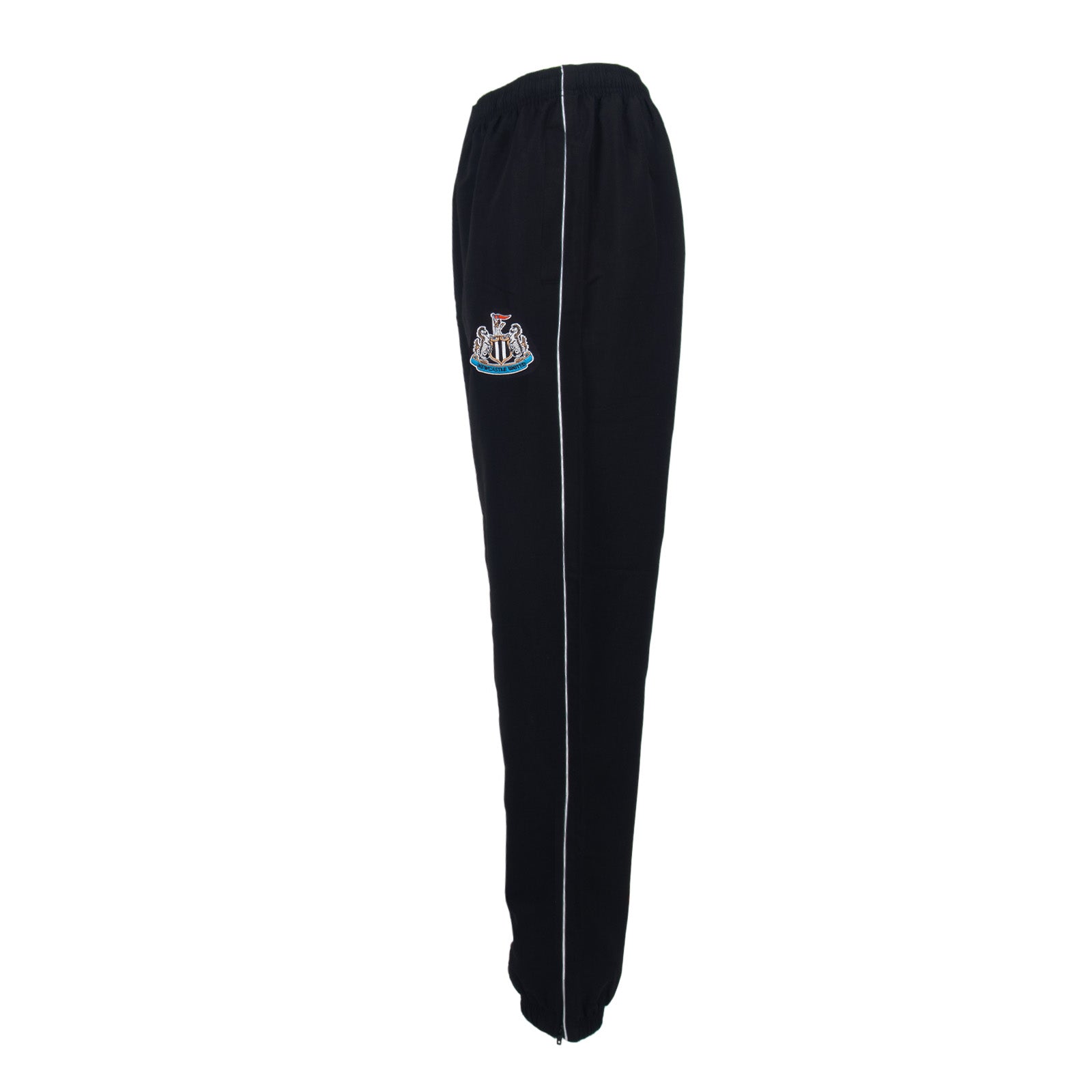 Newcastle Utd kids tracksuit in black with club crest to chest and left thigh