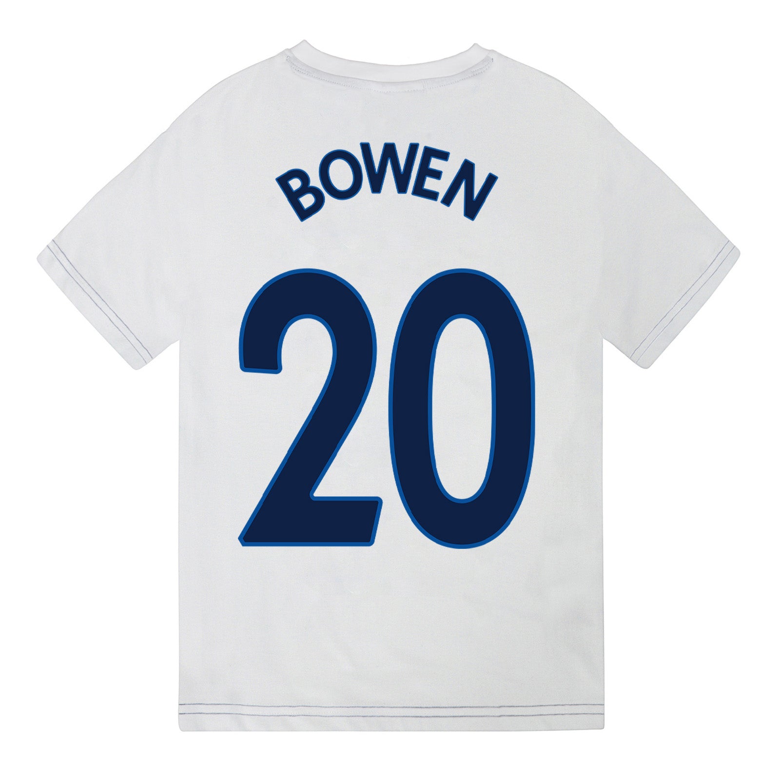 England kids pyjamas in white. Short sleeve top with graphic and shorts with 3 Lions logo to the left leg.