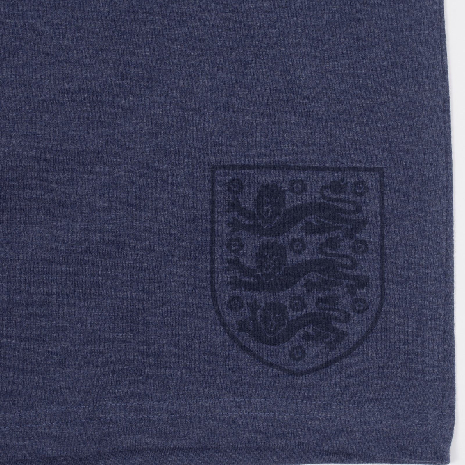 England adults short pyjamas in navy marl. T-shirt and shorts set featuring the three lions crest plus 'ENGLAND text to the waistband