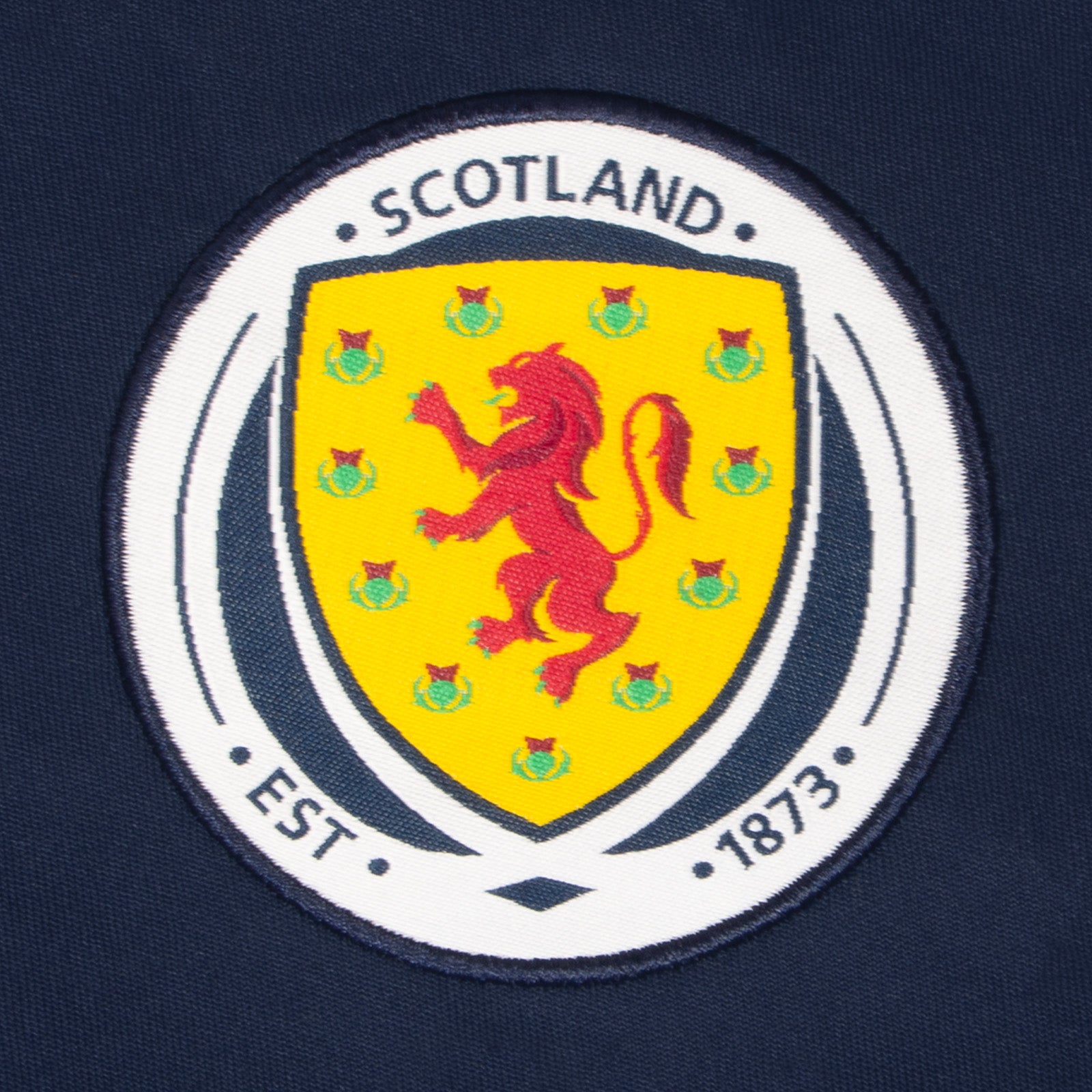 Scotland adults poly T-shirt in navy blue with national crest to chest.