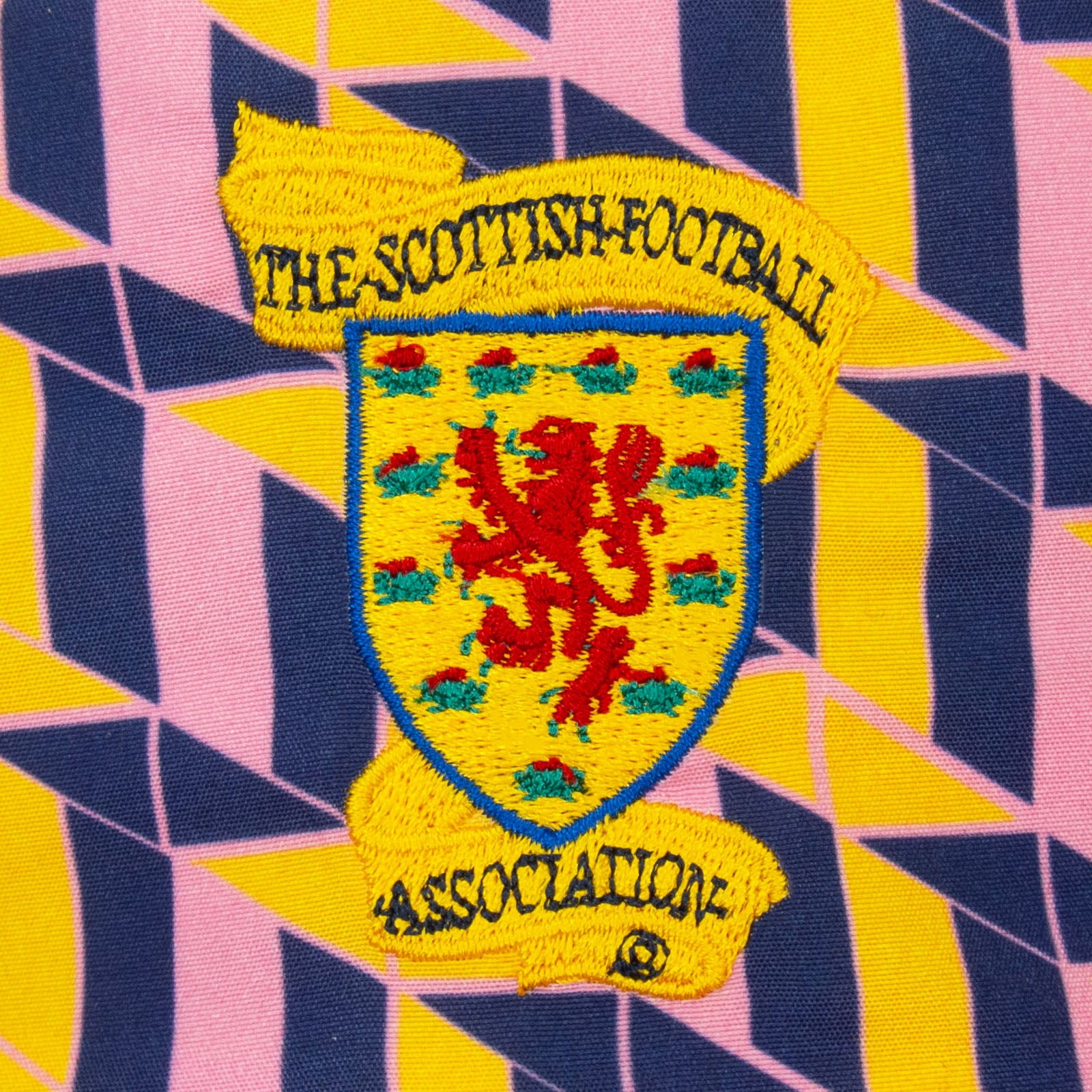 Scotland 2 pack bucket hat in multi 1990 third shirt colours