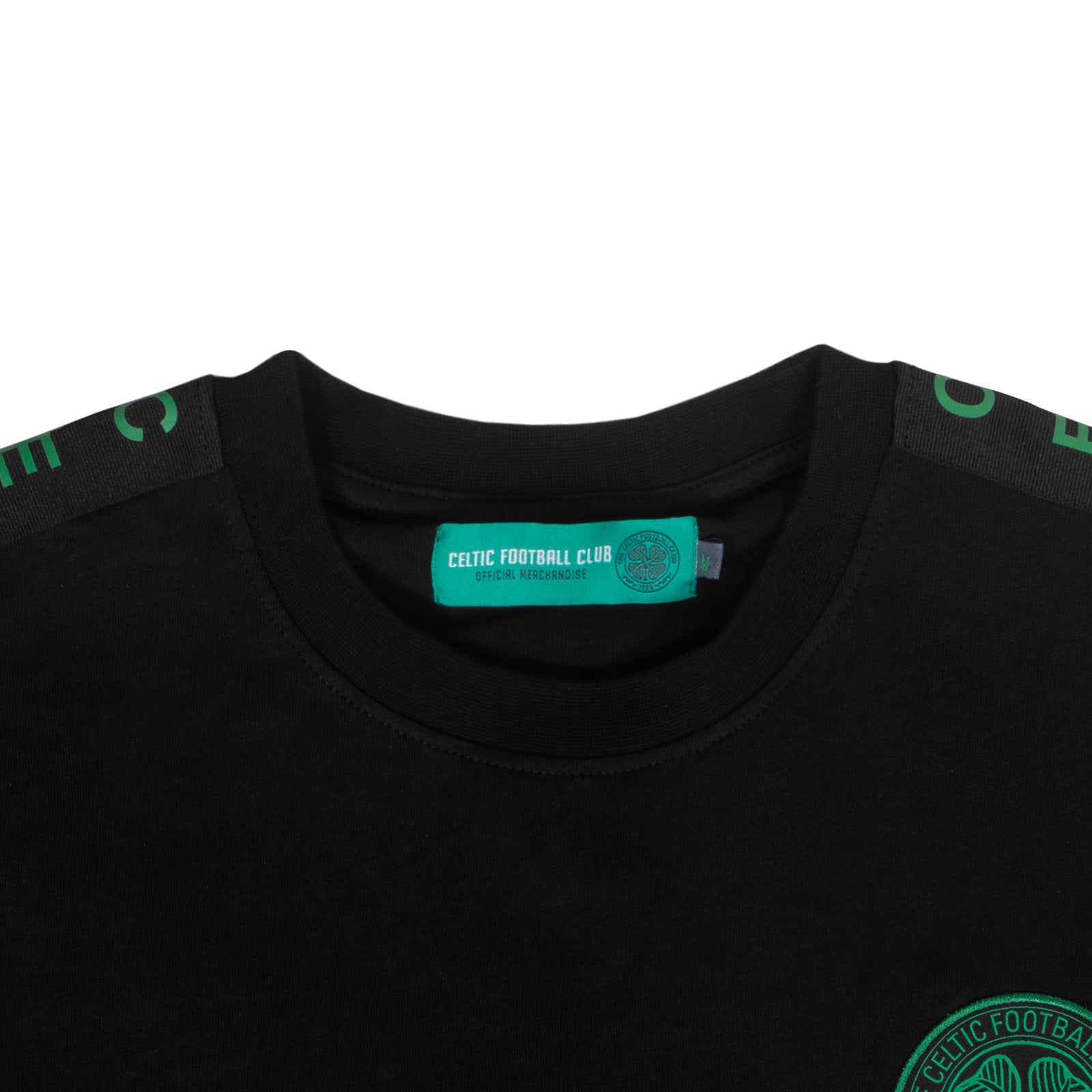 Celtic adults T-shirt, short sleeves in black with club crest to chest