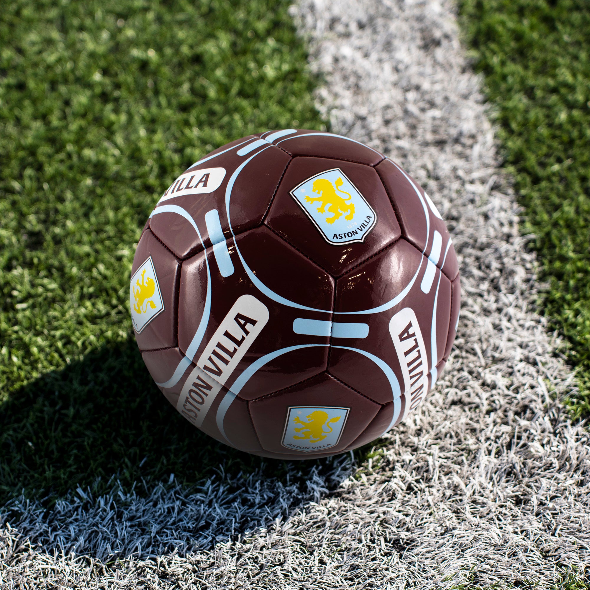 Aston Villa size 4 football in claret with club crests & text