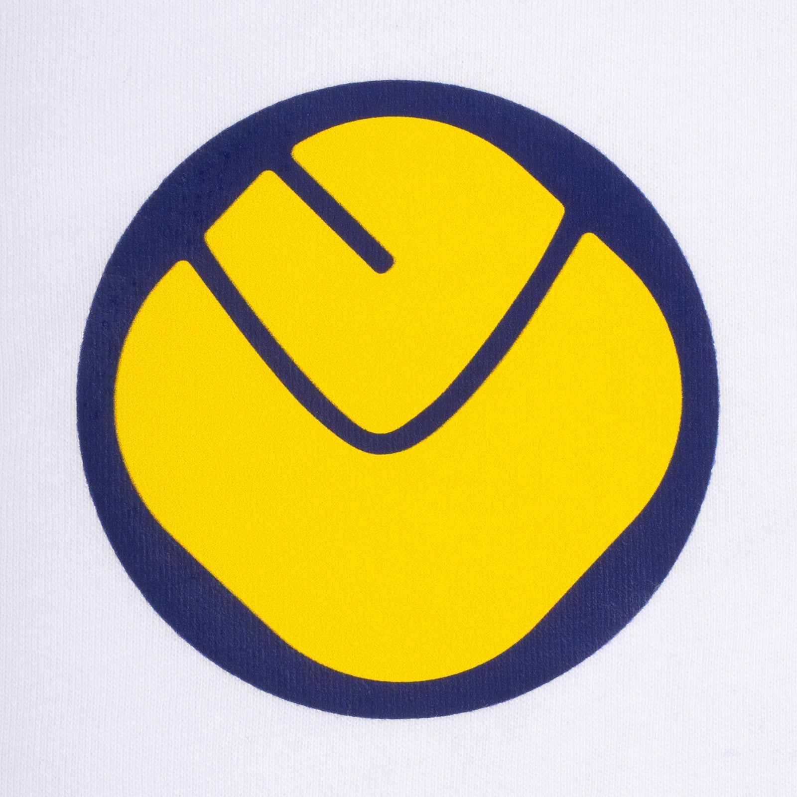 Leeds retro crew neck t-shirt in white with printed smiley crest